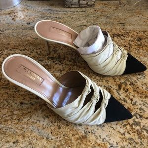 Brand new Aquazzura Pumps 37.5